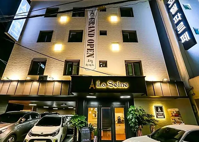 Hotel Sinchon La Seine