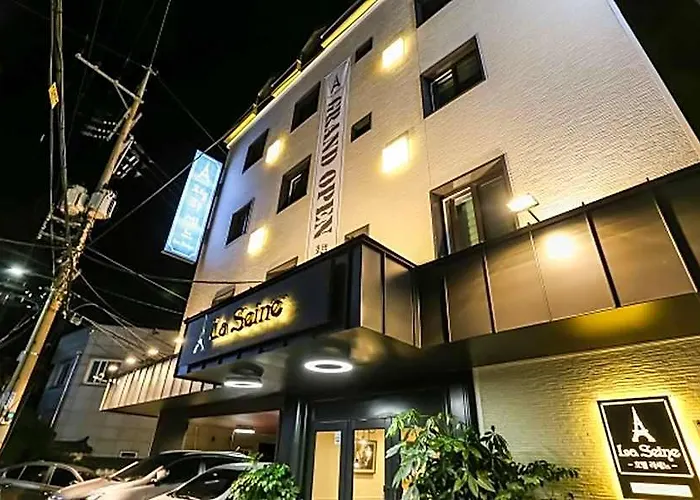 Sinchon La Seine Hotel